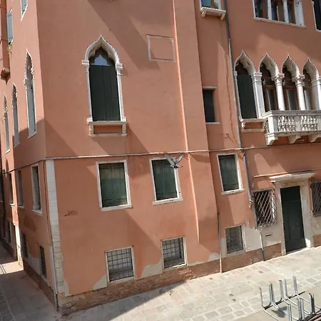 Grassi *